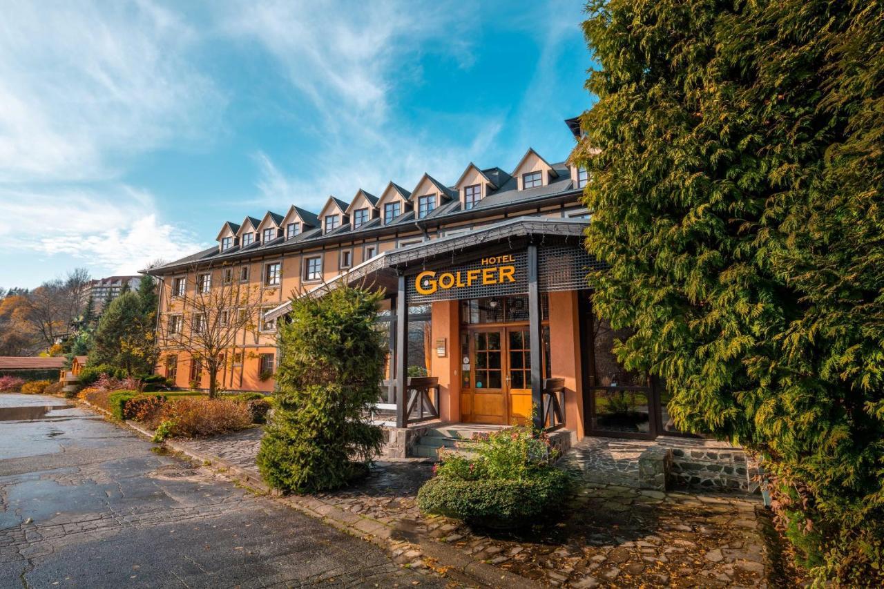 Hotel Golfer كرمنيتسا المظهر الخارجي الصورة